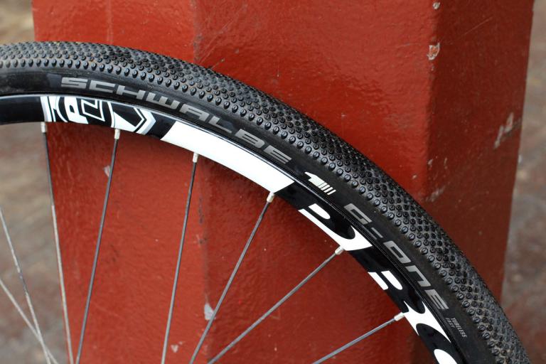 cost to replace bicycle tire