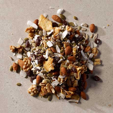 6 On-the-Bike Snacks For Your Jersey Pocket - I Love Bicycling